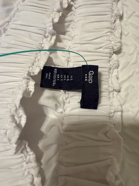 GAP White Smocked Off-Shoulder Top - Picture 3 of 5